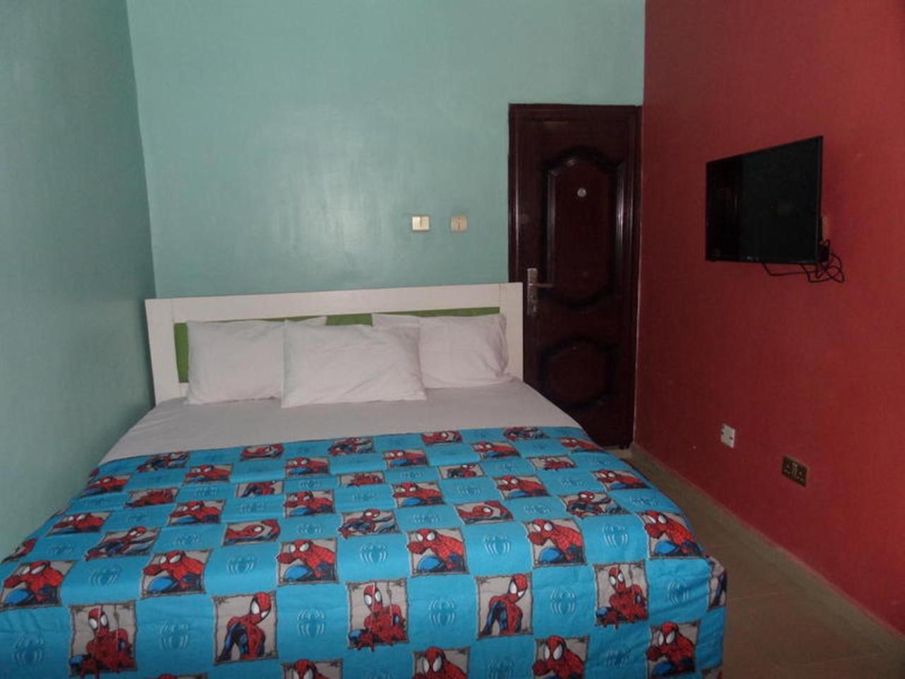 De-Zone Hotel Ikotun Bagian luar foto