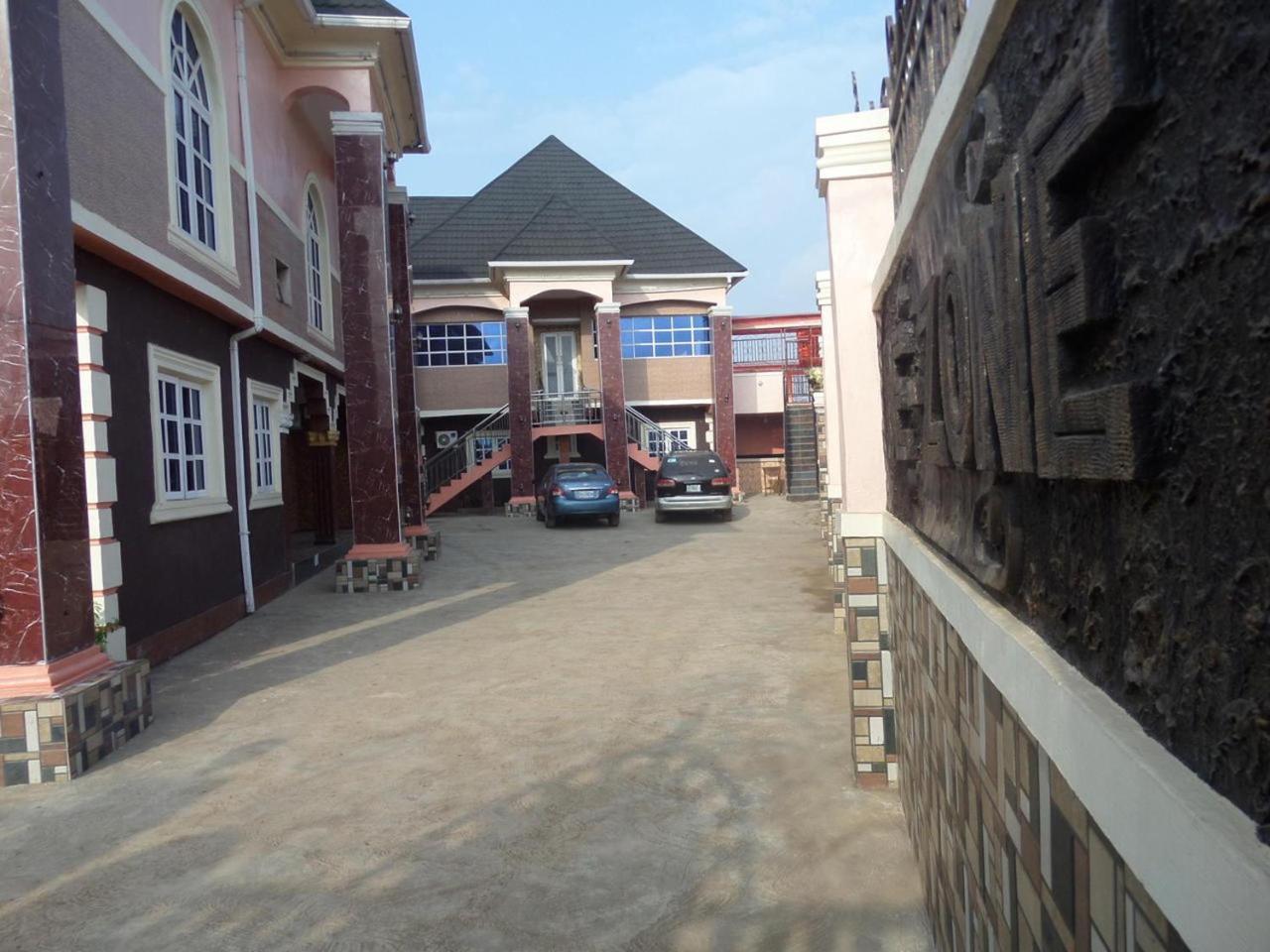 De-Zone Hotel Ikotun Bagian luar foto